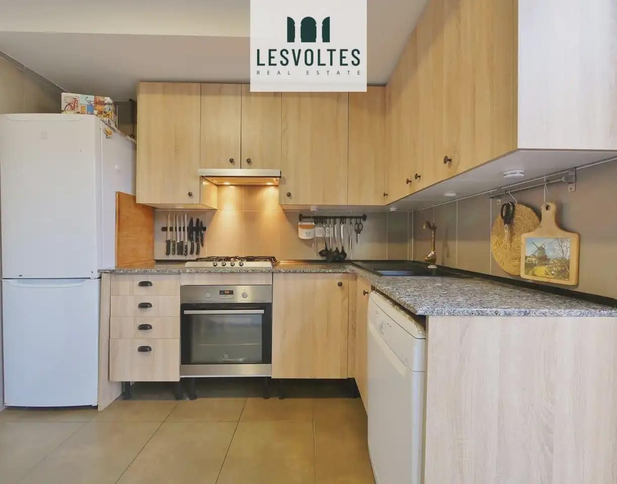 5 Zimmer Reihenhaus zu verkaufen in Vall-llobrega mit Garage - 550.000 € (Ref: 10081917)