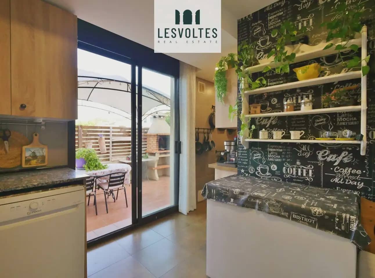 5 Zimmer Reihenhaus zu verkaufen in Vall-llobrega mit Garage - 550.000 € (Ref: 10081917)