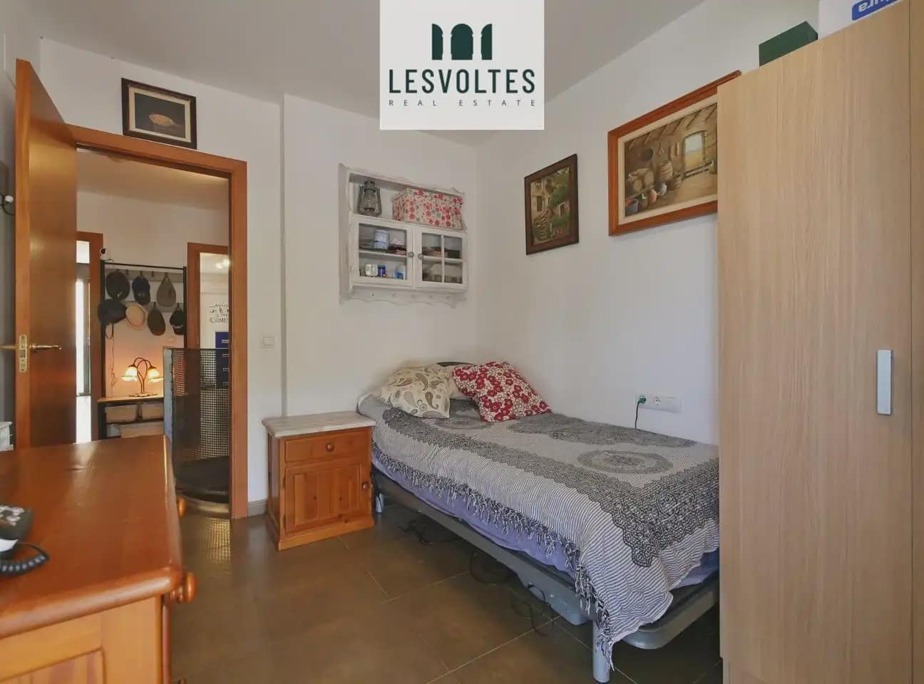 5 Zimmer Reihenhaus zu verkaufen in Vall-llobrega mit Garage - 550.000 € (Ref: 10081917)