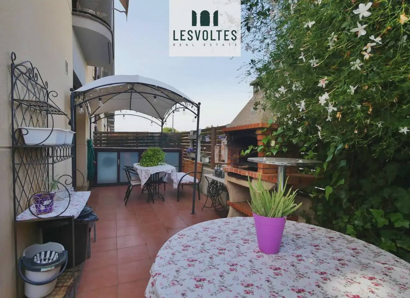 5 Zimmer Reihenhaus zu verkaufen in Vall-llobrega mit Garage - 550.000 € (Ref: 10081917)