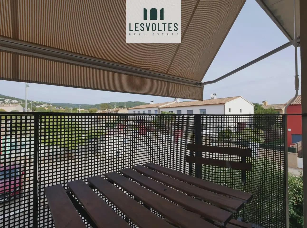 5 Zimmer Reihenhaus zu verkaufen in Vall-llobrega mit Garage - 550.000 € (Ref: 10081917)