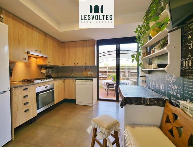 5 chambre Villa/Maison à vendre à Vall-llobrega avec garage - 550 000 € (Ref: 10081917)