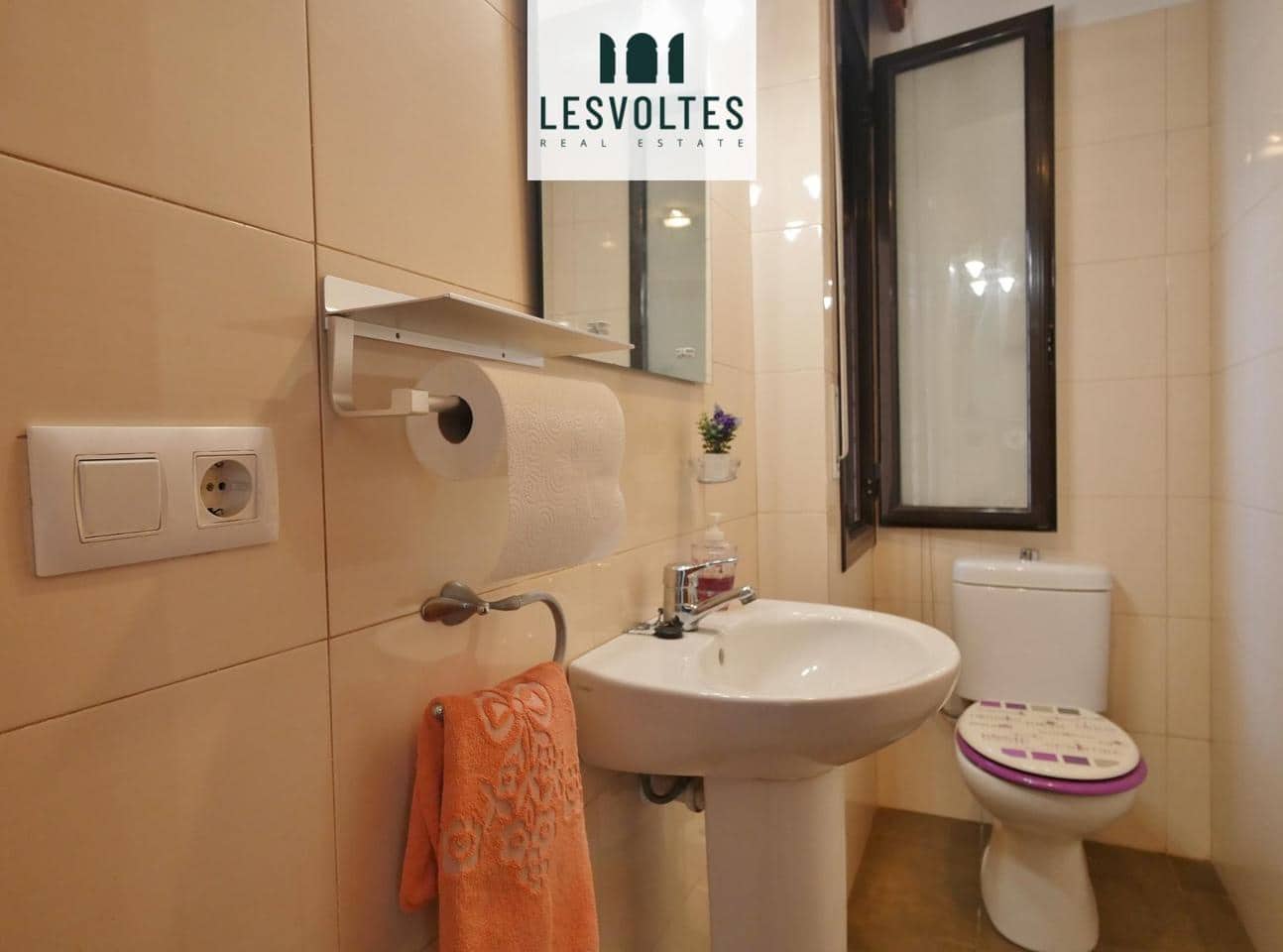 5 bedroom Villa for sale in Vall-llobrega with garage - € 550,000 (Ref: 10081917)