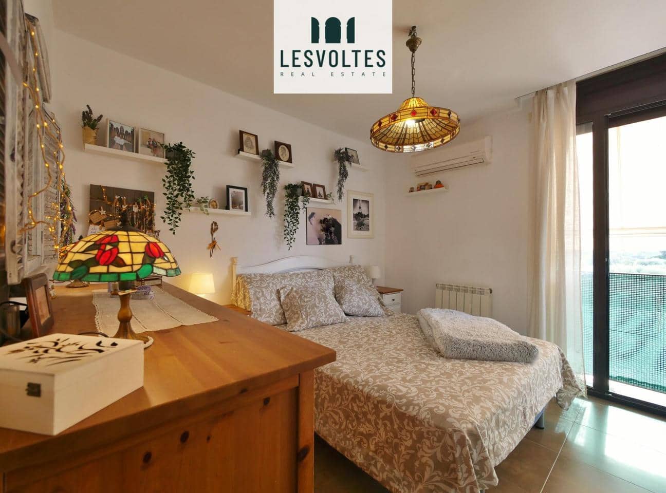 5 bedroom Villa for sale in Vall-llobrega with garage - € 550,000 (Ref: 10081917)