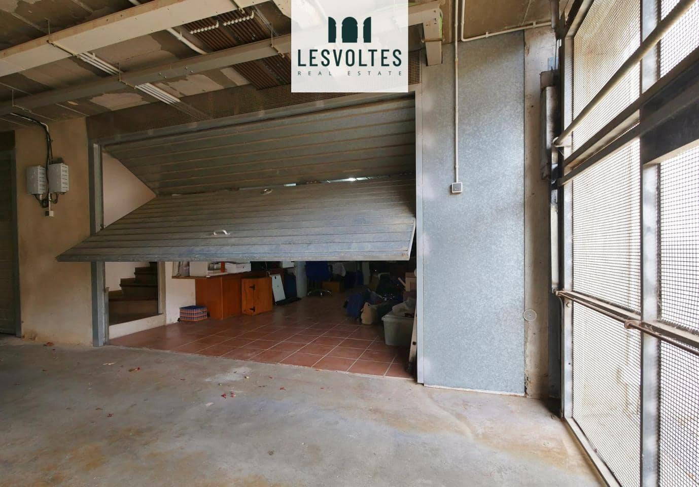 5 bedroom Villa for sale in Vall-llobrega with garage - € 550,000 (Ref: 10081917)