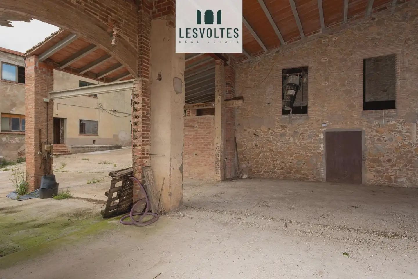 7 slaapkamer Finca/Landhuis te koop in Corca met zwembad garage - € 950.000 (Ref: 10081918)
