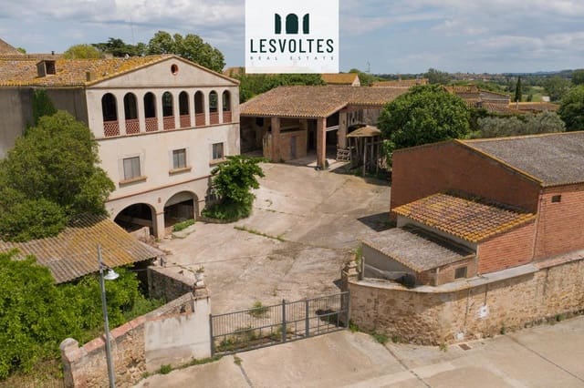 7 Zimmer Villa zu verkaufen in Corçà mit Pool Garage - 950.000 € (Ref: 10081918)
