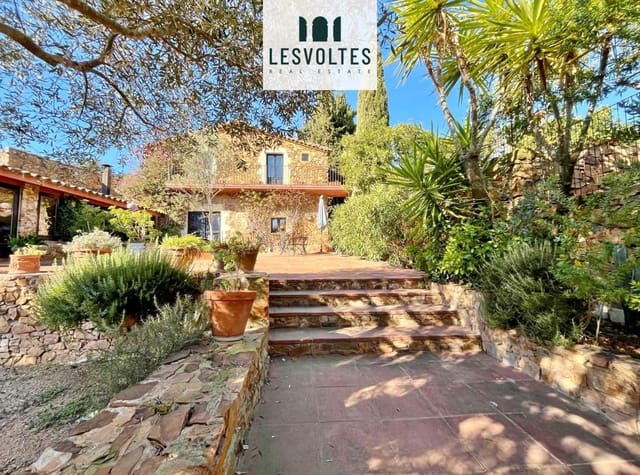 3 chambre Villa/Maison à vendre à Mont-ras avec garage - 745 000 € (Ref: 10081919)