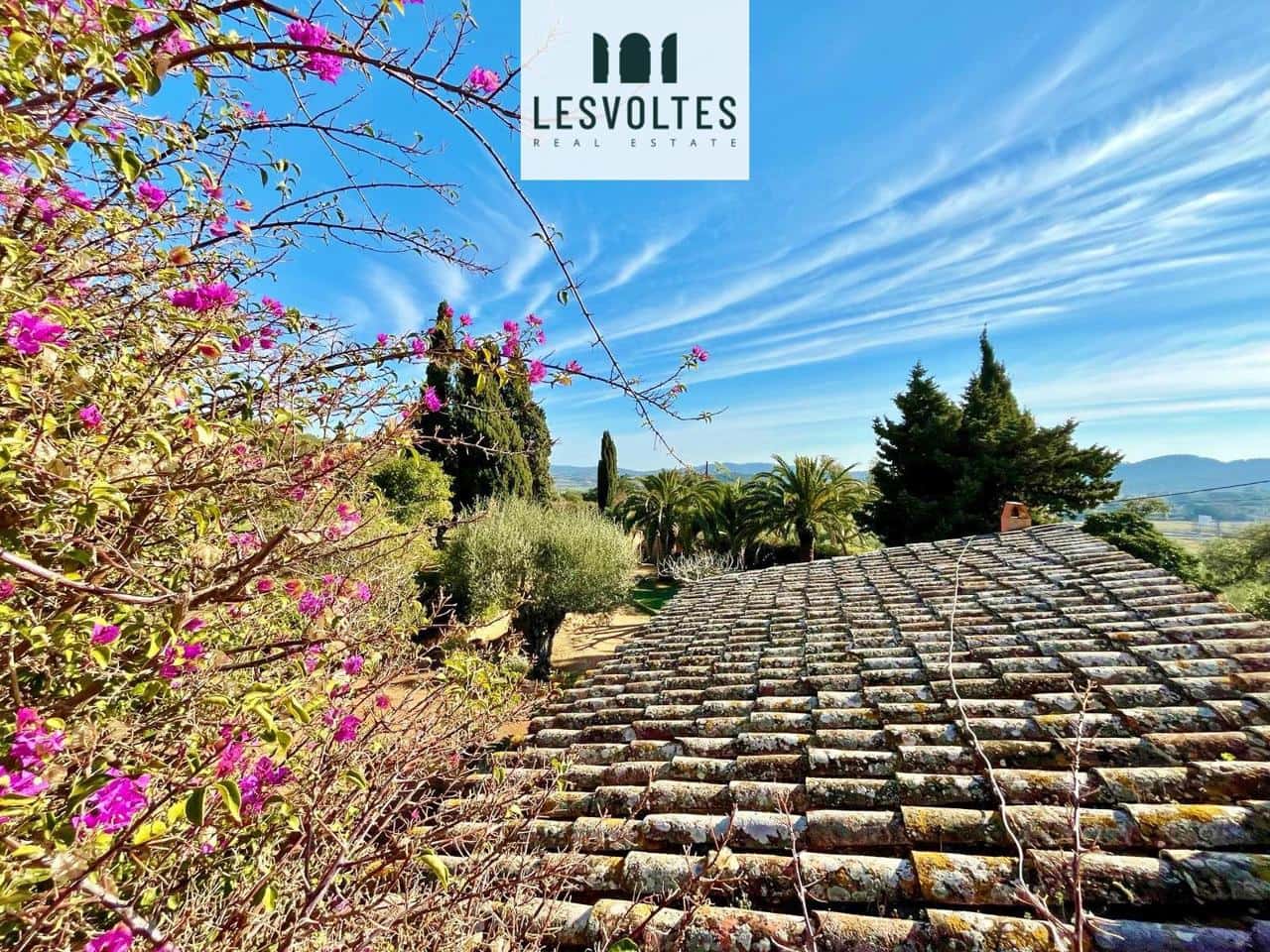 3 bedroom Villa for sale in Mont-ras with garage - € 745,000 (Ref: 10081919)