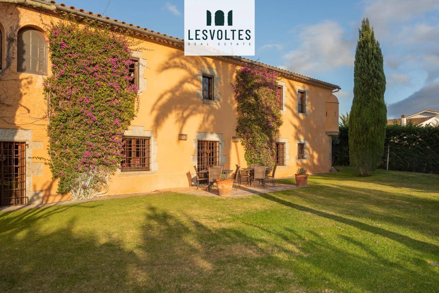 Chalet de 7 habitaciones en Santa Cristina d'Aro en venta con piscina garaje - 4.215.000 € (Ref: 10081921)