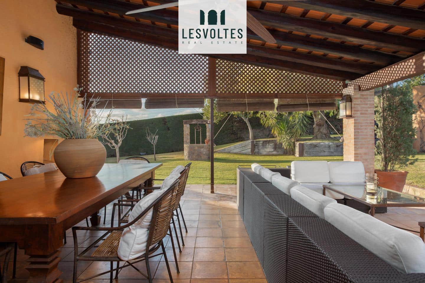 Chalet de 7 habitaciones en Santa Cristina d'Aro en venta con piscina garaje - 4.215.000 € (Ref: 10081921)