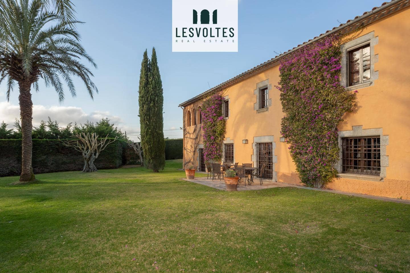 Chalet de 7 habitaciones en Santa Cristina d'Aro en venta con piscina garaje - 4.215.000 € (Ref: 10081921)
