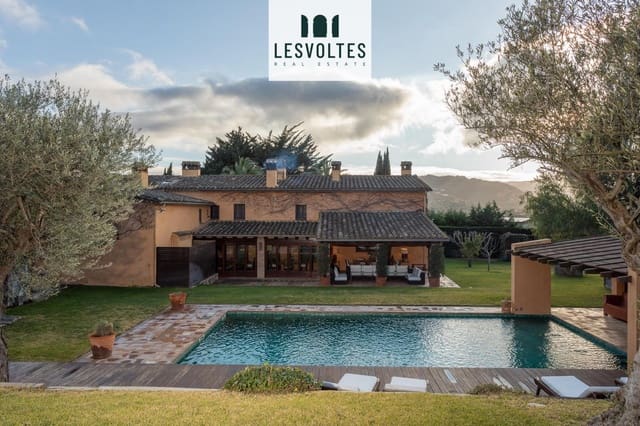 Chalet de 7 habitaciones en Santa Cristina d'Aro en venta con piscina garaje - 4.215.000 € (Ref: 10081921)