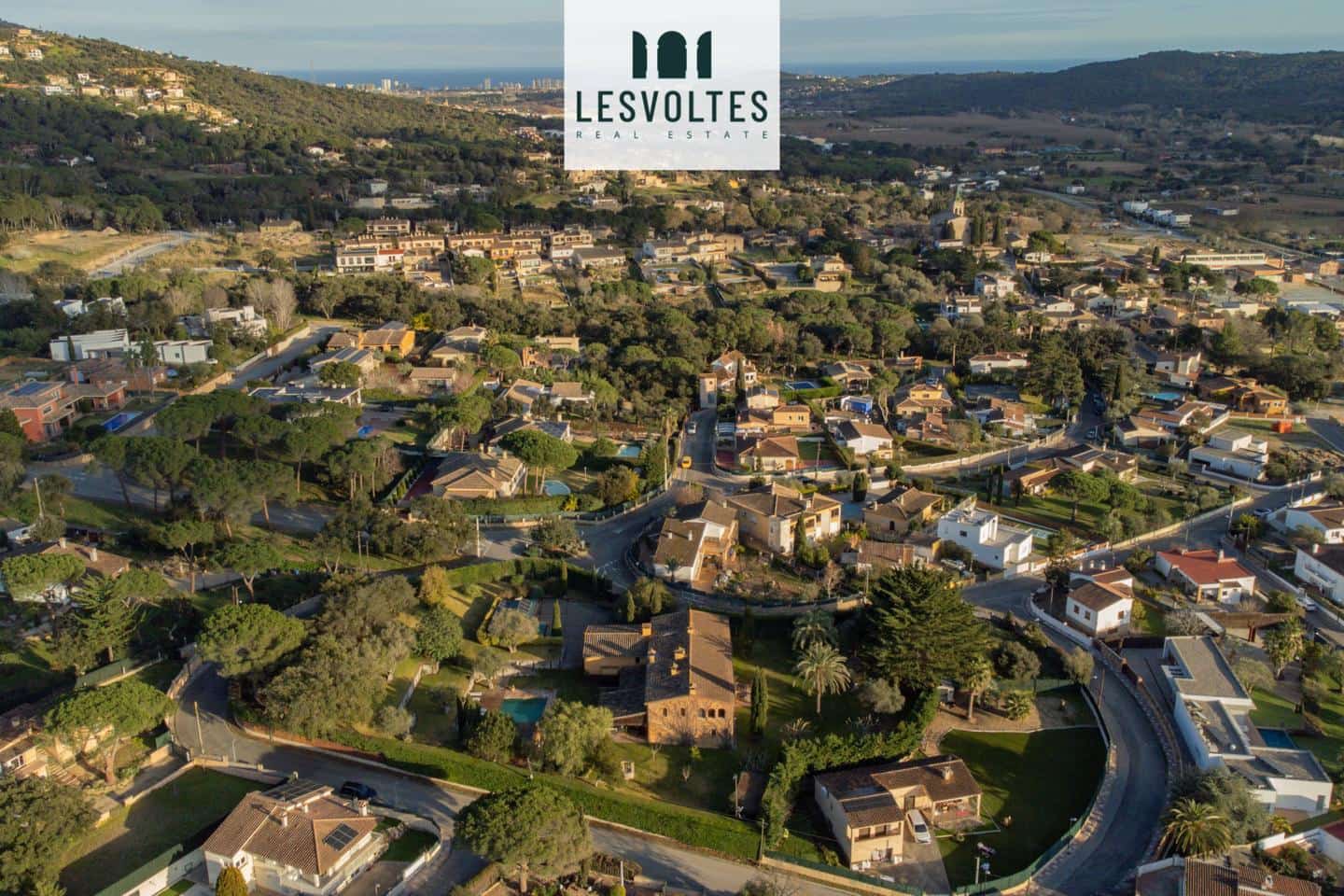 Chalet de 7 habitaciones en Santa Cristina d'Aro en venta con piscina garaje - 4.215.000 € (Ref: 10081921)