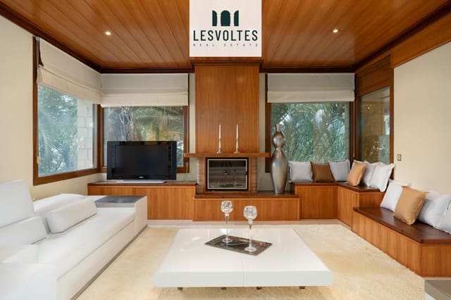 3 sovrum Villa till salu i Santa Cristina d'Aro med pool garage - 850 000 € (Ref: 10081924)