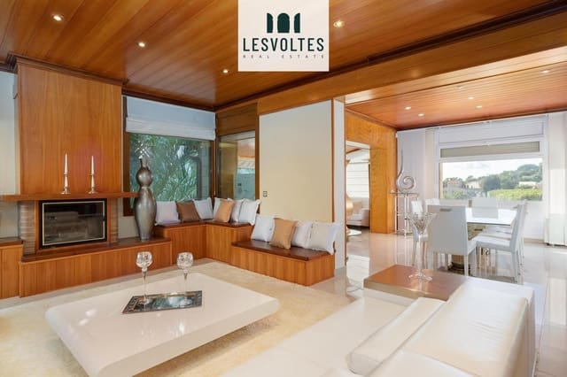 3 sovrum Villa till salu i Santa Cristina d'Aro med pool garage - 850 000 € (Ref: 10081924)