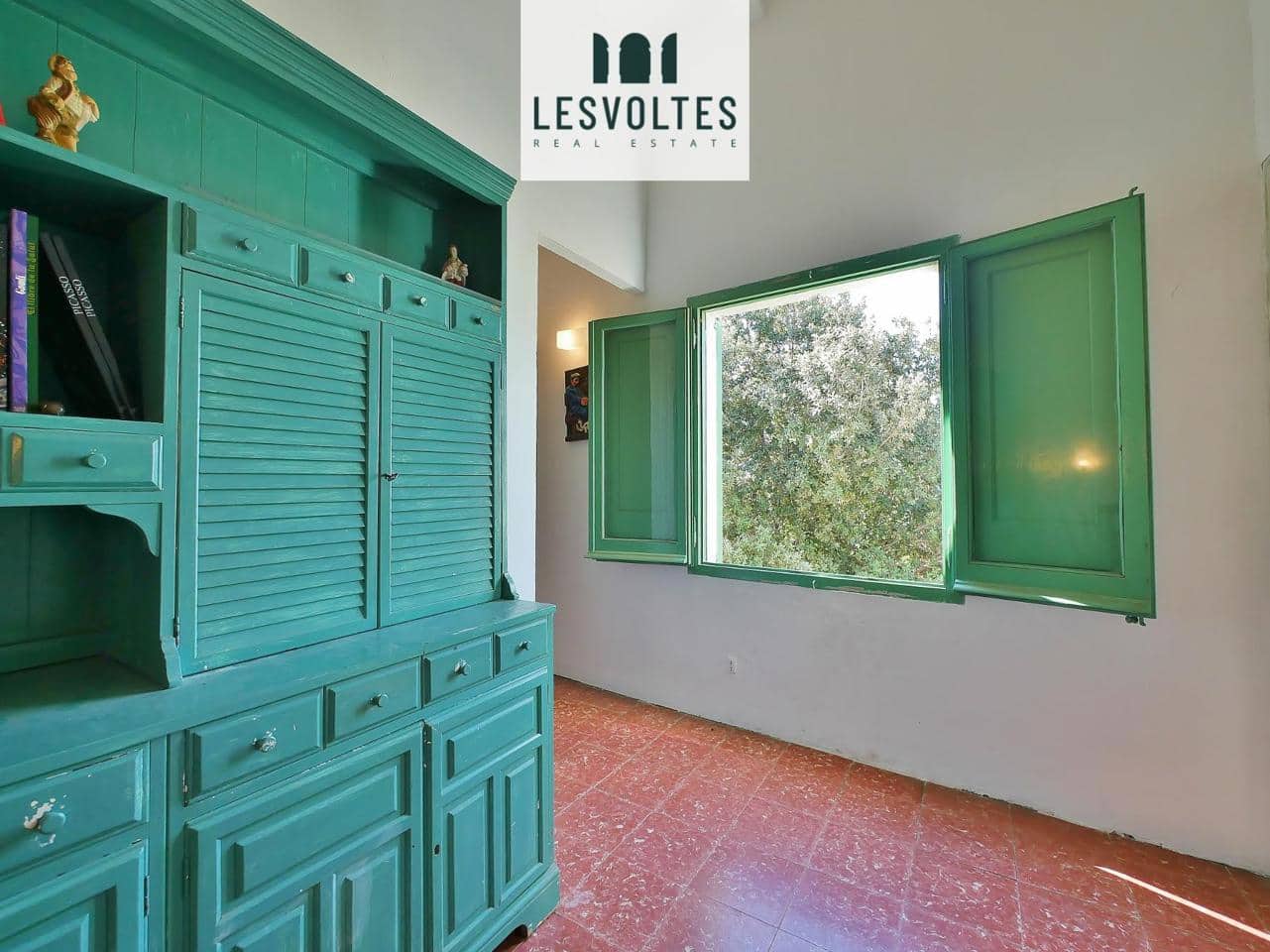 3 bedroom Villa for sale in Mont-ras with garage - € 430,000 (Ref: 10081925)