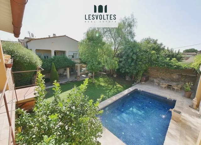 6 chambre Villa/Maison à vendre à Serra de Daró avec piscine garage - 1 700 000 € (Ref: 10081927)