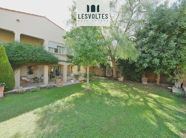 6 chambre Villa/Maison à vendre à Serra de Daró avec piscine garage - 1 700 000 € (Ref: 10081927)