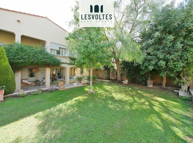 6 Zimmer Villa zu verkaufen in Serra de Daró mit Pool Garage - 1.700.000 € (Ref: 10081927)