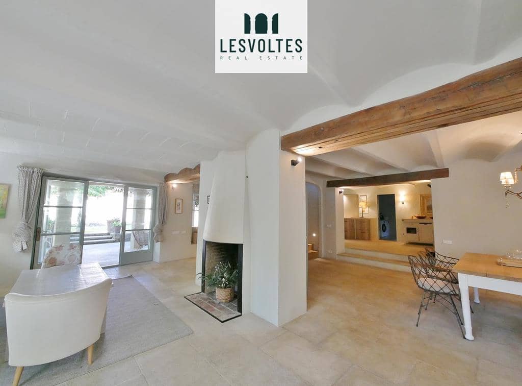 6 bedroom Villa for sale in Serra de Daro with pool garage - € 1,700,000 (Ref: 10081927)