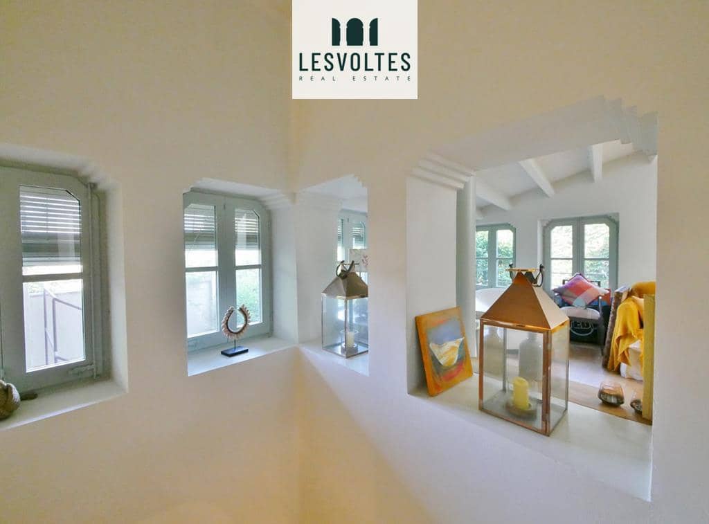 6 bedroom Villa for sale in Serra de Daro with pool garage - € 1,700,000 (Ref: 10081927)
