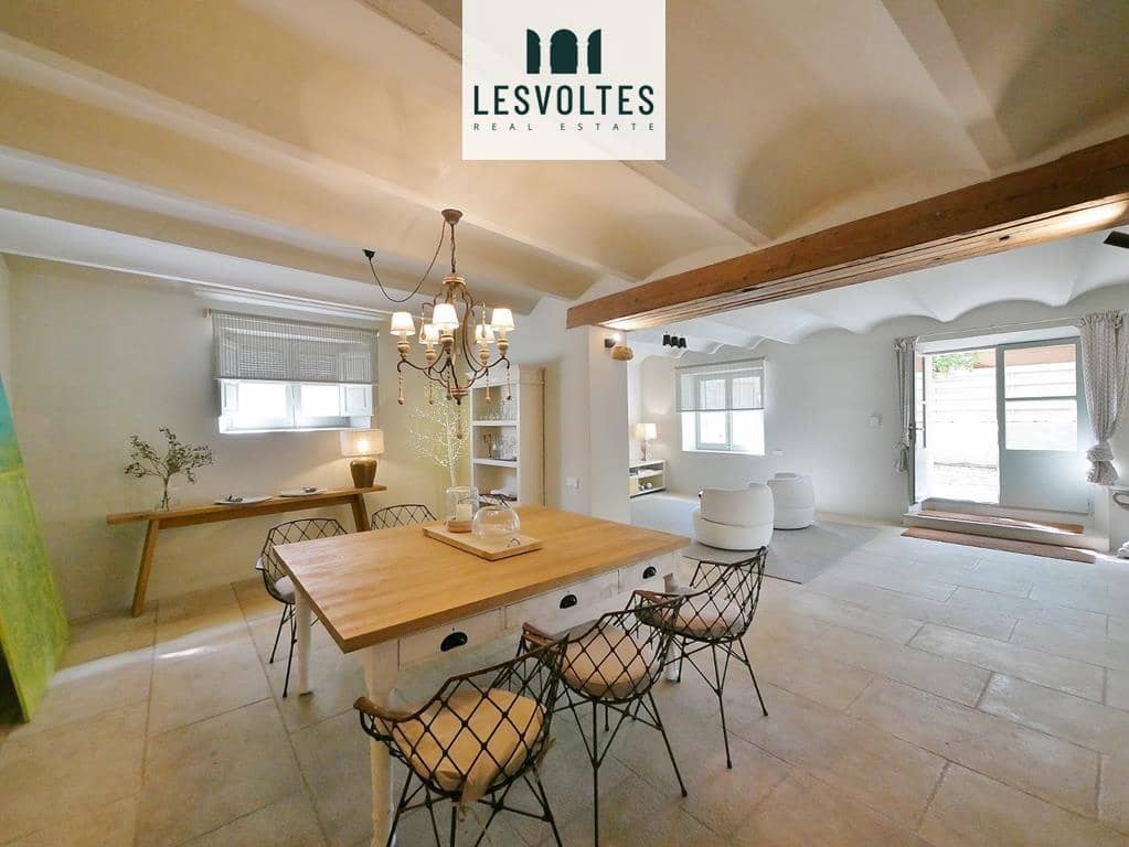 6 bedroom Villa for sale in Serra de Daro with pool garage - € 1,700,000 (Ref: 10081927)