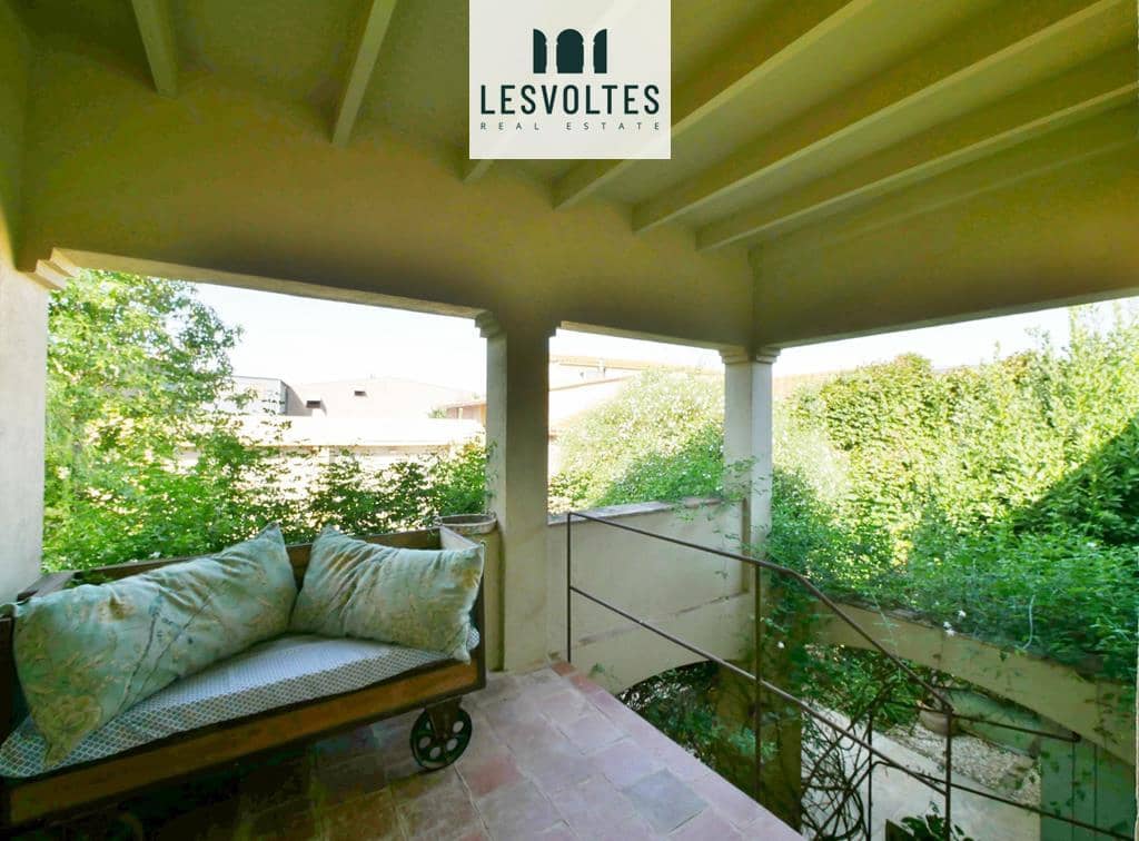 6 bedroom Villa for sale in Serra de Daro with pool garage - € 1,700,000 (Ref: 10081927)