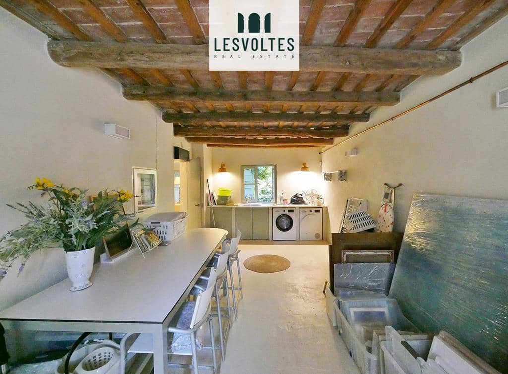 6 bedroom Villa for sale in Serra de Daro with pool garage - € 1,700,000 (Ref: 10081927)
