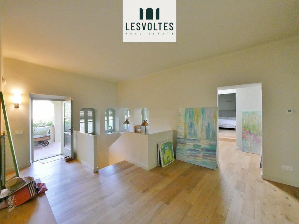 6 bedroom Villa for sale in Serra de Daro with pool garage - € 1,700,000 (Ref: 10081927)