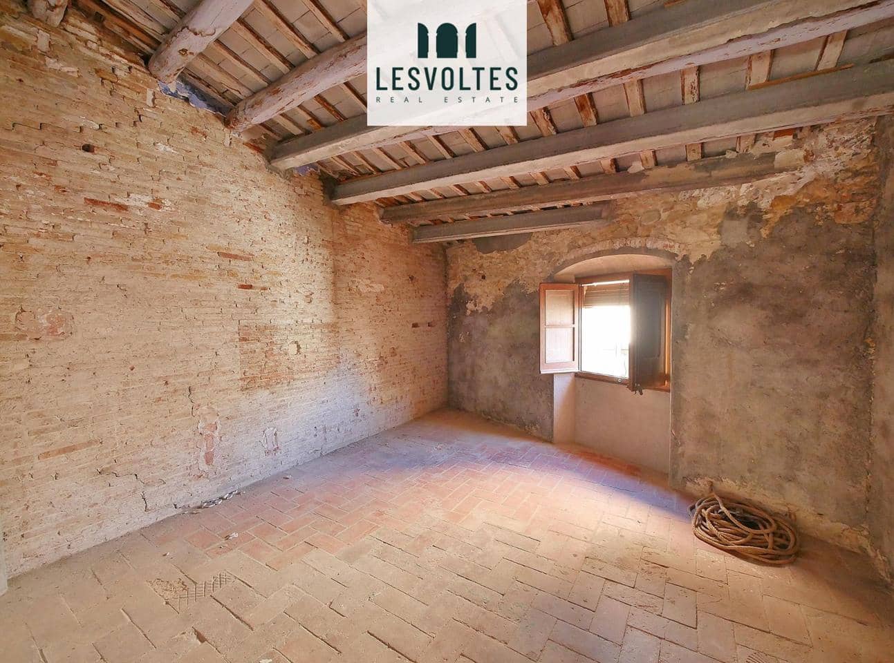 3 makuuhuone Huvila myytävänä paikassa La Bisbal d'Emporda - 400 000 € (Ref: 10081928)