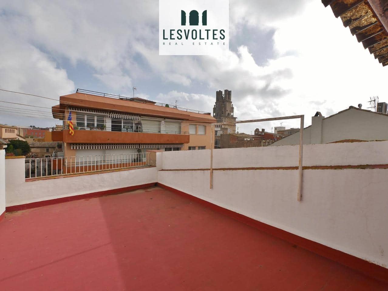 6 bedroom Villa for sale in Palafrugell - € 310,000 (Ref: 10081929)