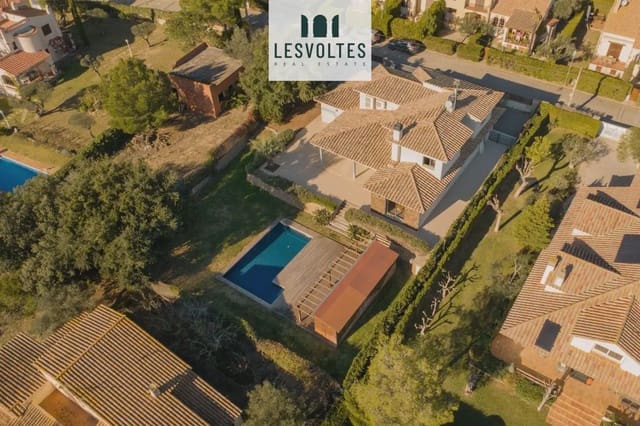 5 sovrum Villa till salu i L'Estartit, Torroella de Montgrí med pool - 1 150 000 € (Ref: 10081930)