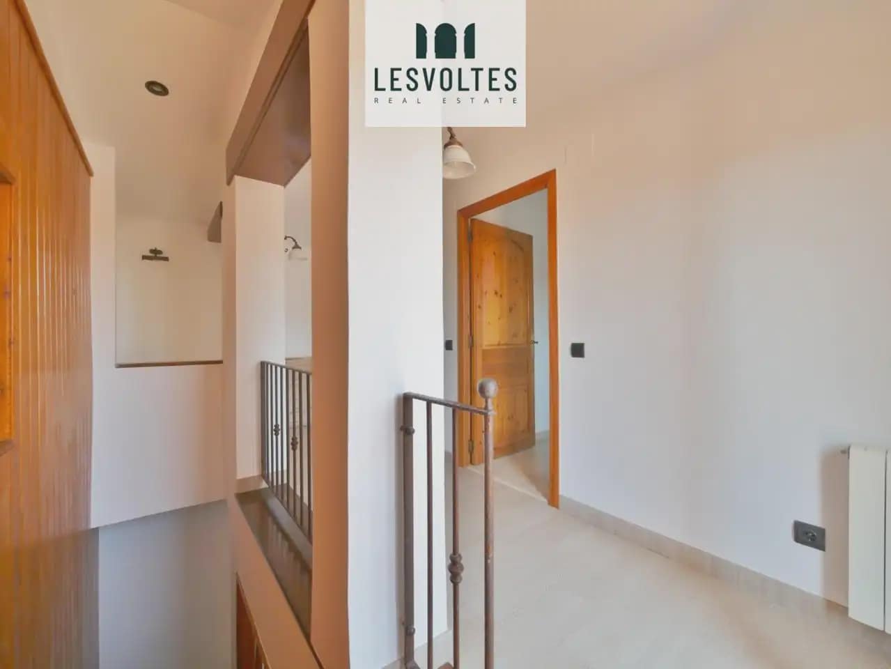 3 sypialnia Dom na sprzedaż w Mont-ras z garażem - 410 000 € (Ref: 10081931)