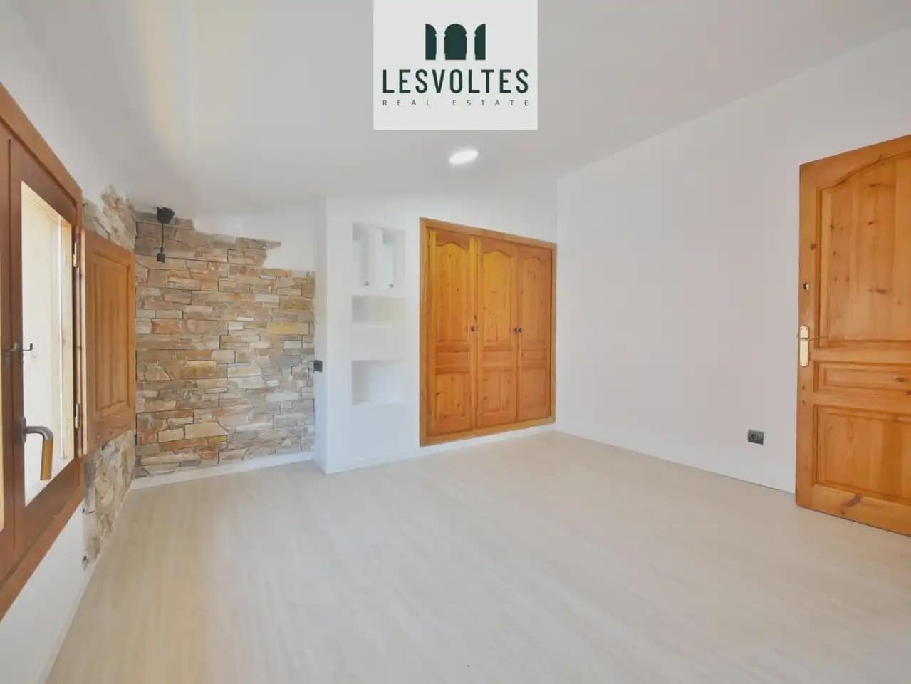 3 sypialnia Dom na sprzedaż w Mont-ras z garażem - 410 000 € (Ref: 10081931)