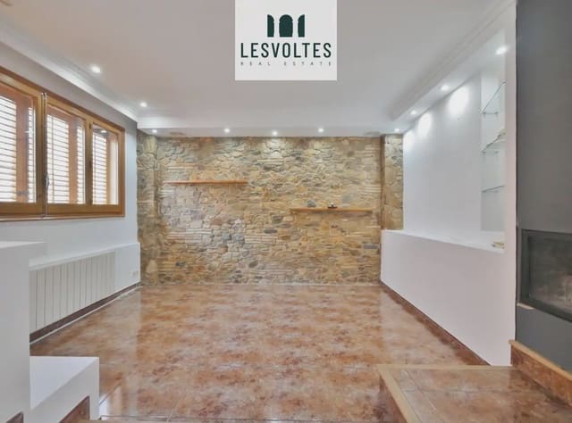 3 soverom Hus til salgs i Mont-ras med garasje - € 410 000 (Ref: 10081931)