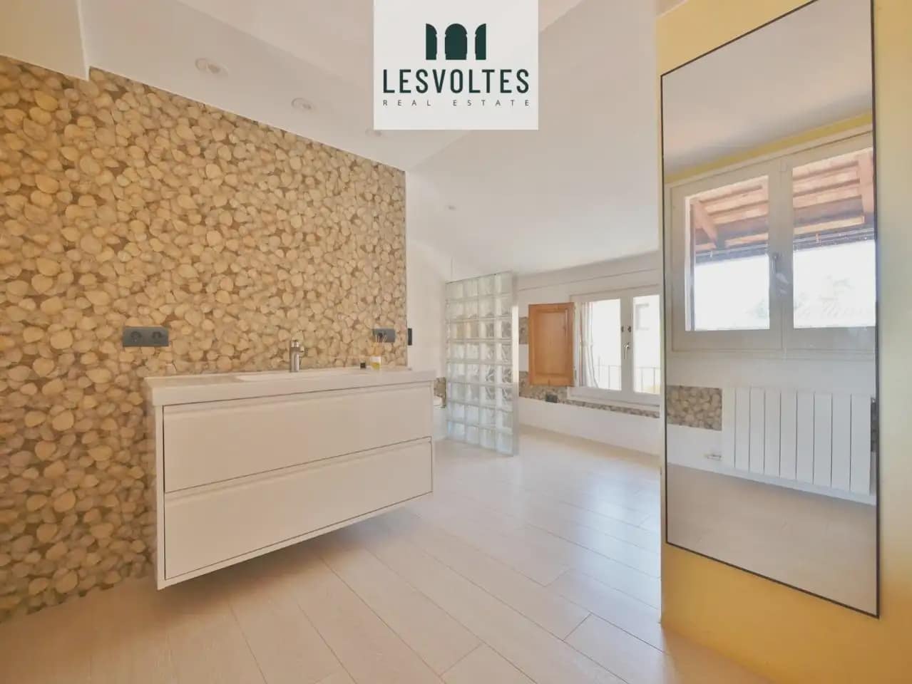 3 sypialnia Dom na sprzedaż w Mont-ras z garażem - 410 000 € (Ref: 10081931)