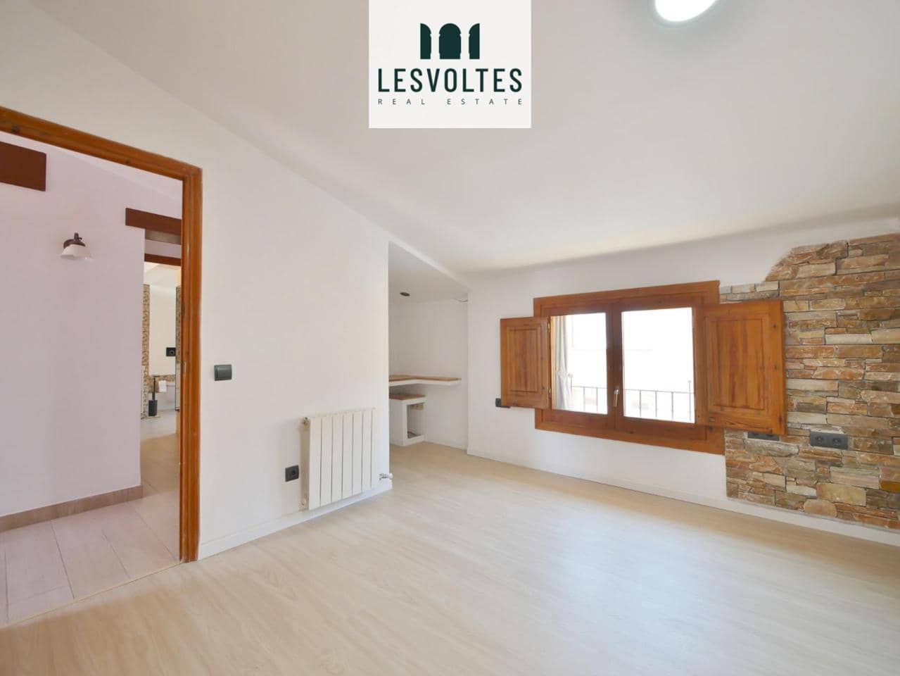 3 bedroom Villa for sale in Mont-ras with garage - € 410,000 (Ref: 10081931)