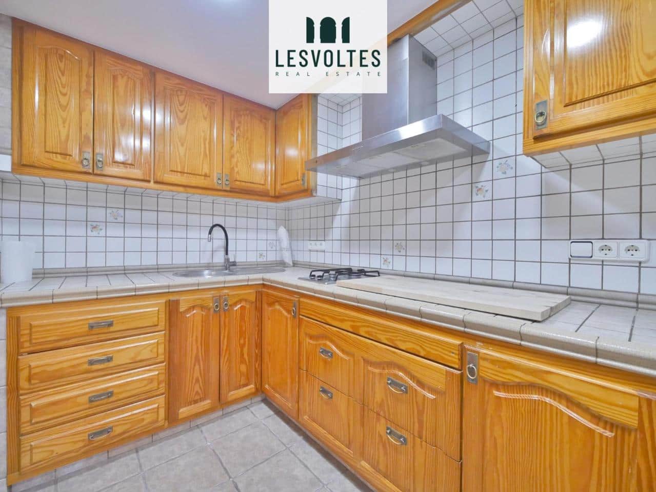 3 bedroom Villa for sale in Mont-ras with garage - € 410,000 (Ref: 10081931)