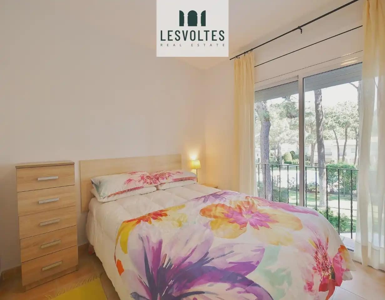 3 Zimmer Reihenhaus zu verkaufen in Pals mit Pool Garage - 650.000 € (Ref: 10081935)