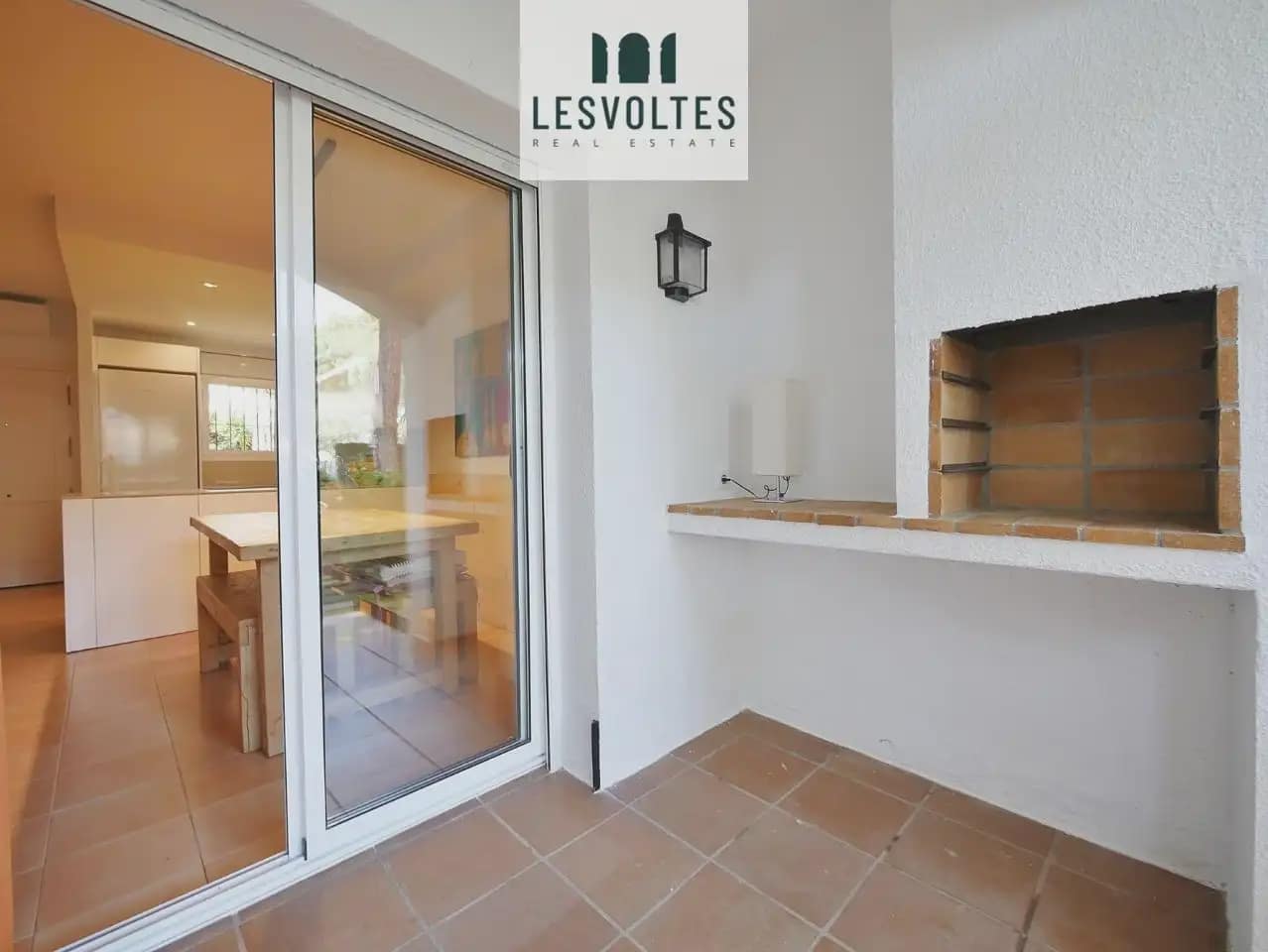 3 Zimmer Reihenhaus zu verkaufen in Pals mit Pool Garage - 650.000 € (Ref: 10081935)