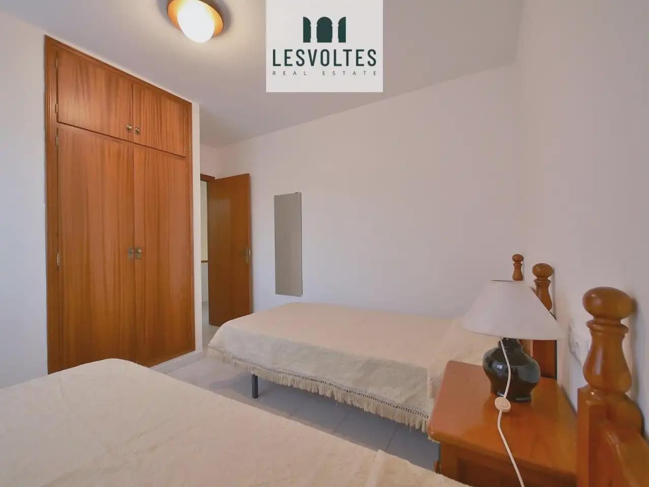 4 bedroom Townhouse for sale in Palafrugell with garage - € 350,000 (Ref: 10081936)