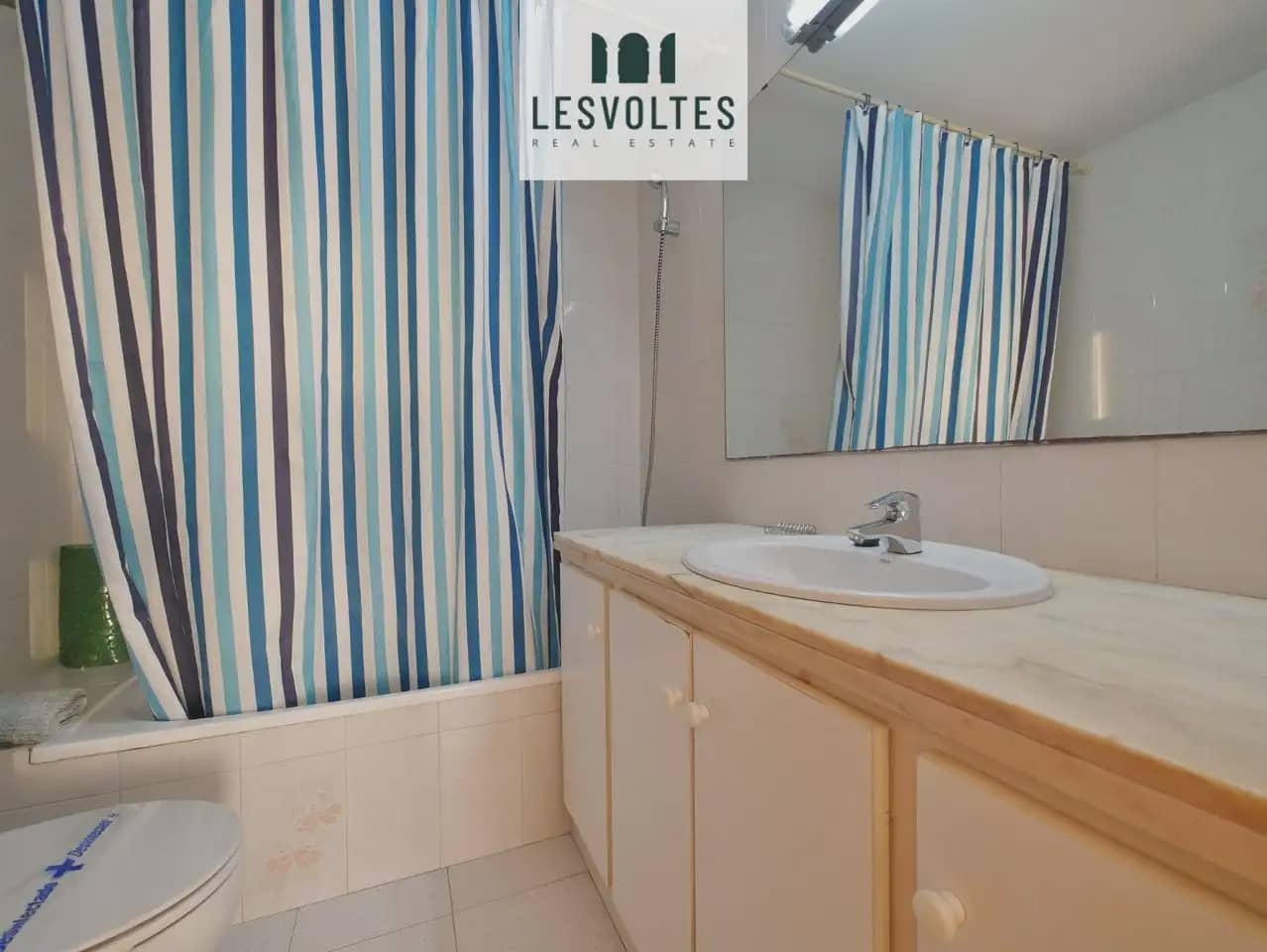 4 bedroom Townhouse for sale in Palafrugell with garage - € 350,000 (Ref: 10081936)