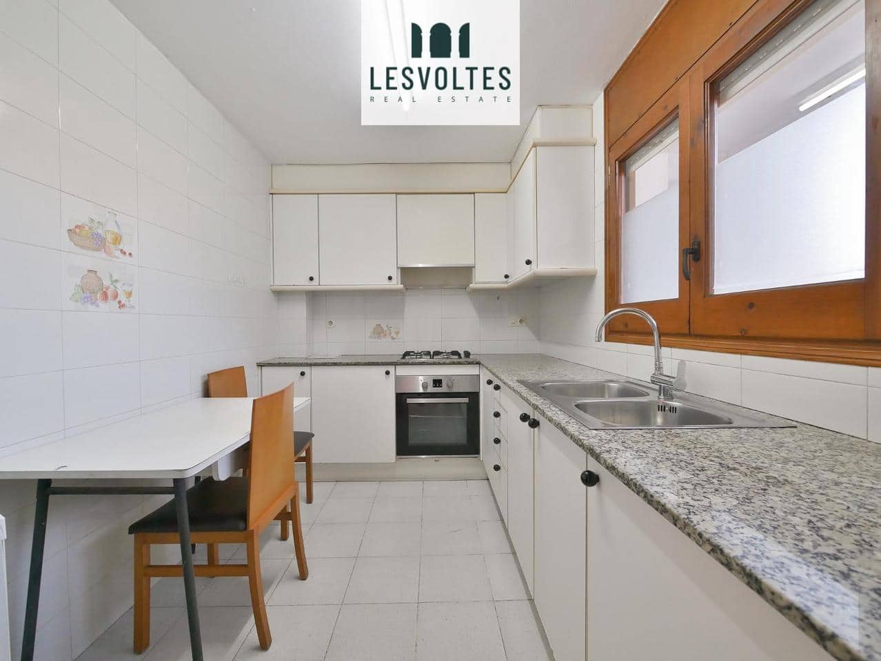 4 bedroom Villa for sale in Palafrugell with garage - € 350,000 (Ref: 10081936)