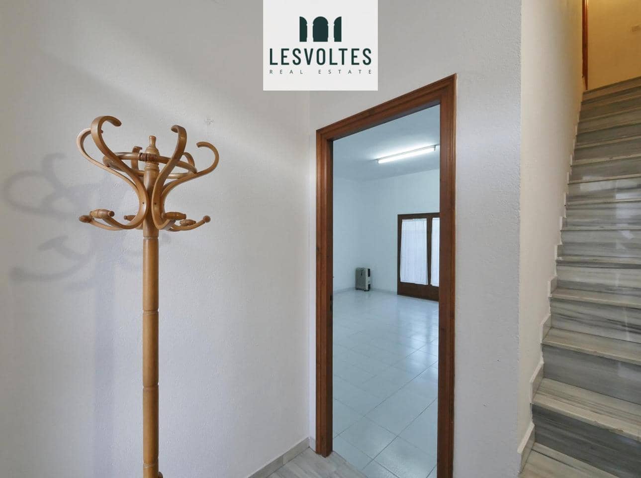 4 bedroom Villa for sale in Palafrugell with garage - € 350,000 (Ref: 10081936)