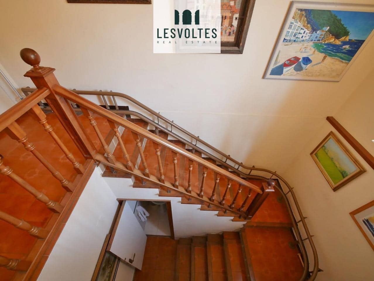 4 bedroom Villa for sale in Palafrugell with garage - € 325,000 (Ref: 10081938)