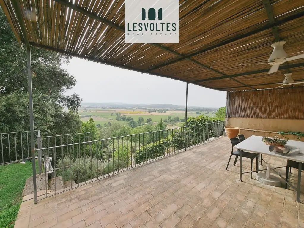 3 sypialnia Finka/Dom wiejski na sprzedaż w La Bisbal d'Emporda - 990 000 € (Ref: 10081939)