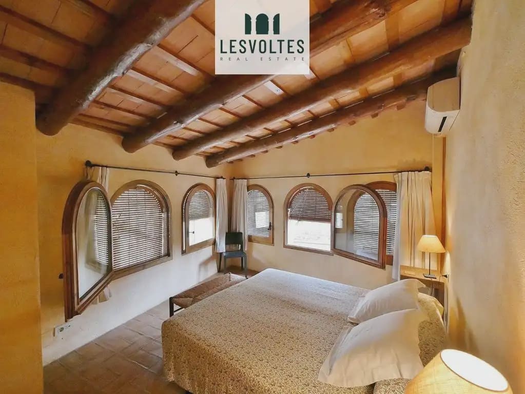 3 sypialnia Finka/Dom wiejski na sprzedaż w La Bisbal d'Emporda - 990 000 € (Ref: 10081939)