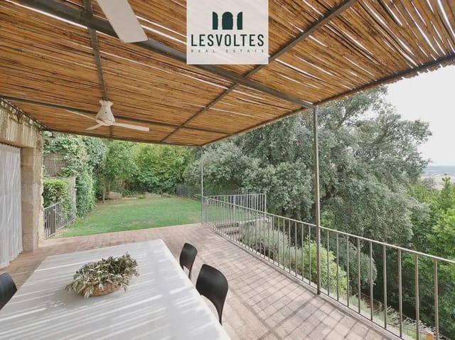 3 sypialnia Finka/Dom wiejski na sprzedaż w La Bisbal d'Empordà - 990 000 € (Ref: 10081939)