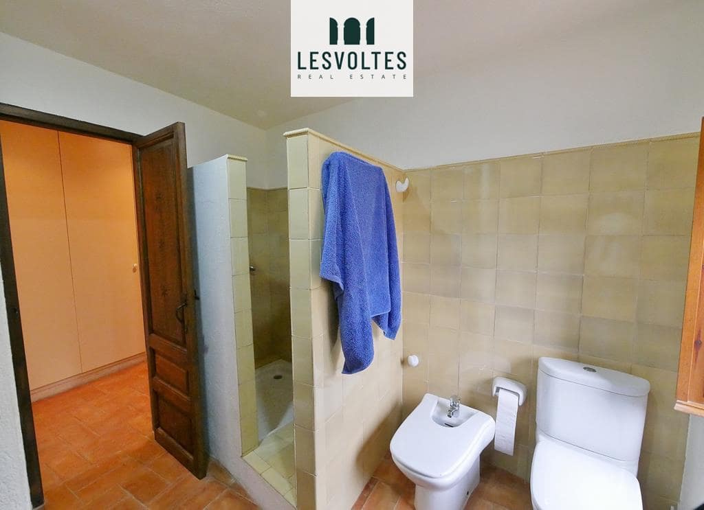 3 bedroom Finca/Country House for sale in La Bisbal d'Emporda with garage - € 990,000 (Ref: 10081939)